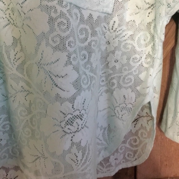 Vintage Woman’s Light Green Lace with Matching Bra - Picture 5 of 8